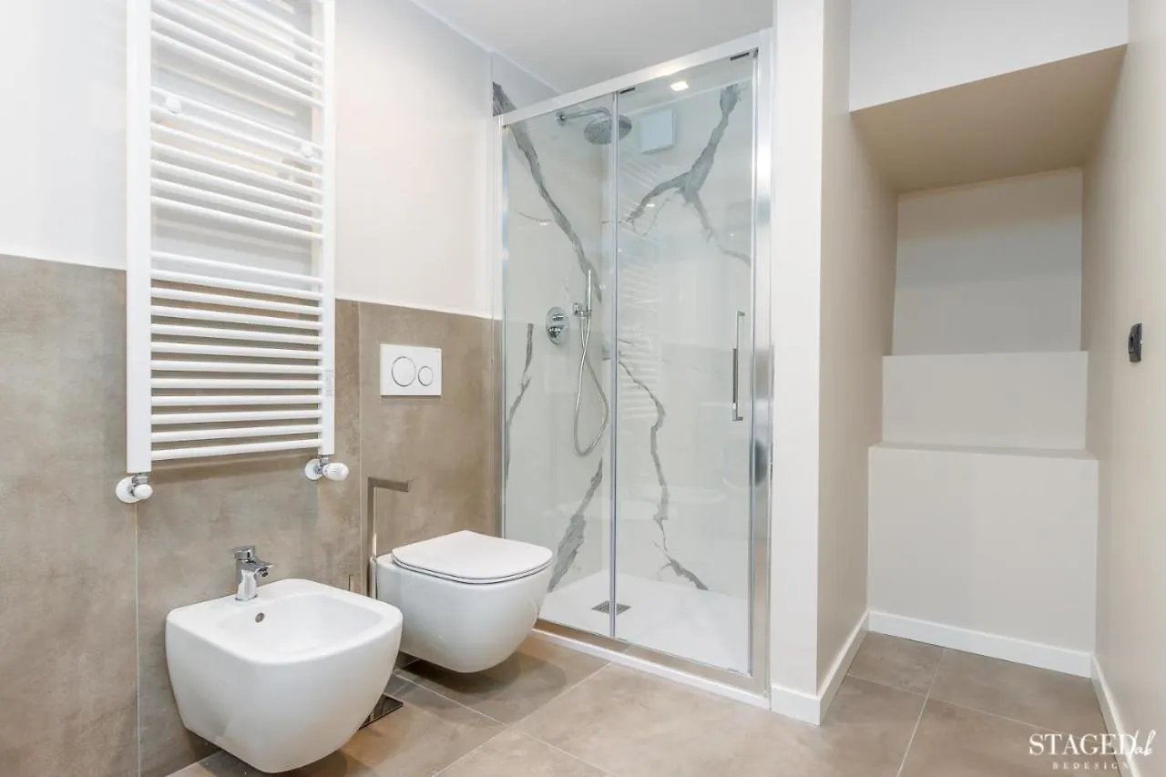 Feel - Grand Alta Apartment Bergamo 0*,  Italia